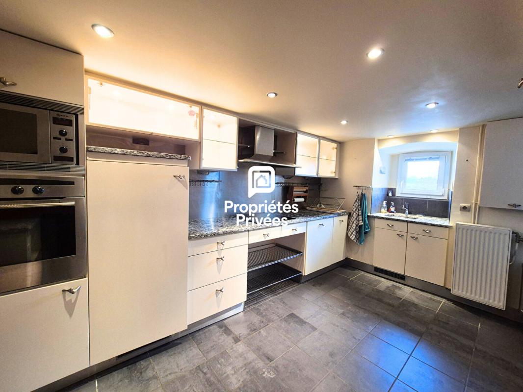 BELLEGARDE-SUR-VALSERINE Maison 245m2 - Valserhône 01200 - 635'000 11