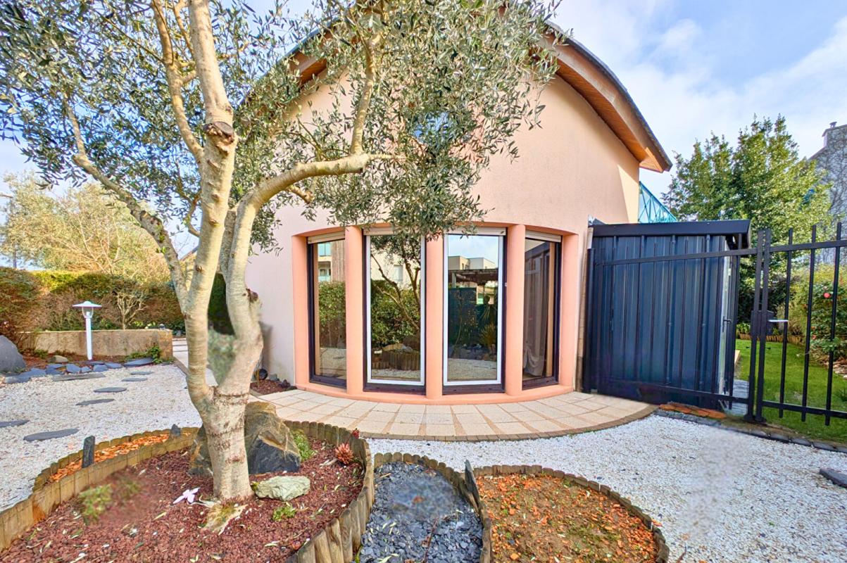 SAINTE-LUCE-SUR-LOIRE Maison Sainte Luce Sur Loire 4 pièce(s) 110 m2 6