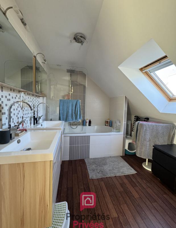 PLEDRAN Maison Pledran 6 pièce(s) 103 m2 8