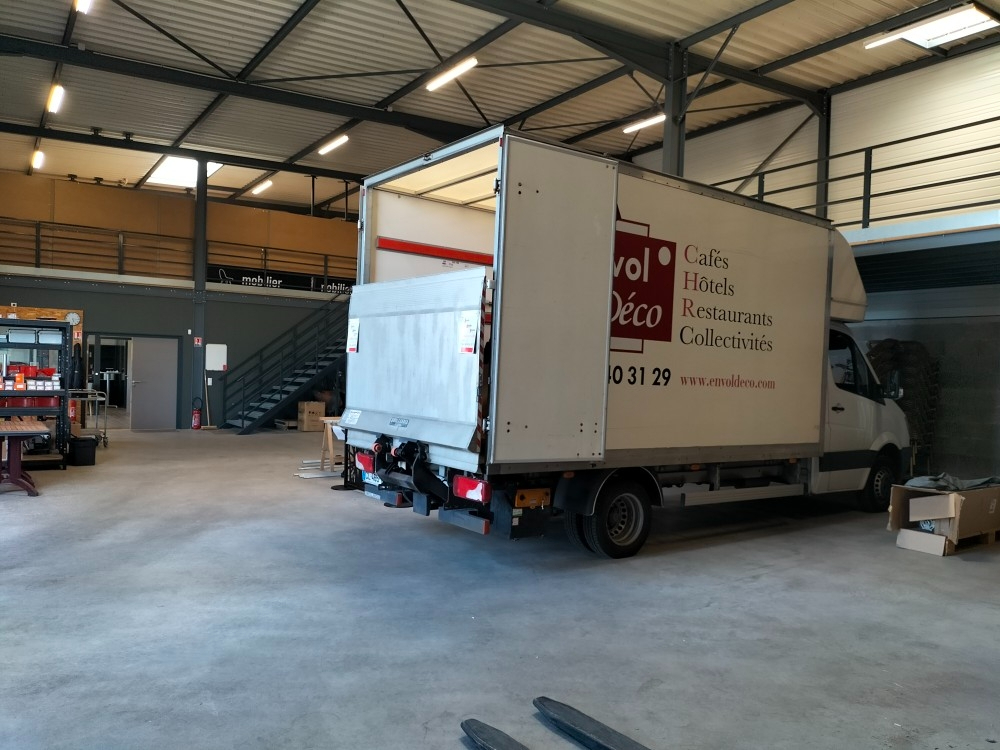 NANCY NANCY, JARVILLE - LOCAL D'ACTIVITE 635 m², PORTE HAUTE HAUTEUR 4