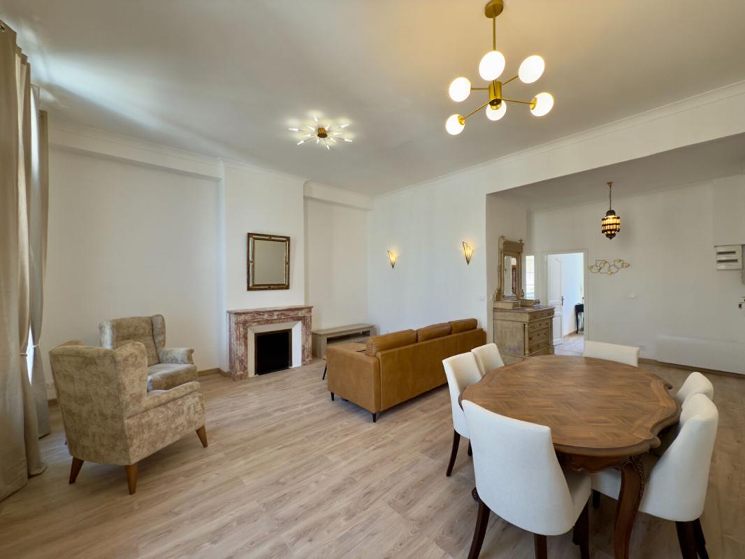 BEZIERS Appartement T3 d'exception sur les Allées Paul-Riquet 1