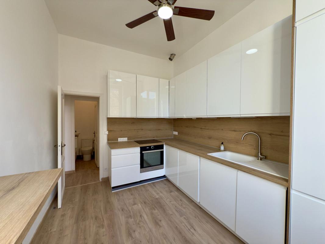 BEZIERS Appartement T3 d'exception sur les Allées Paul-Riquet 13