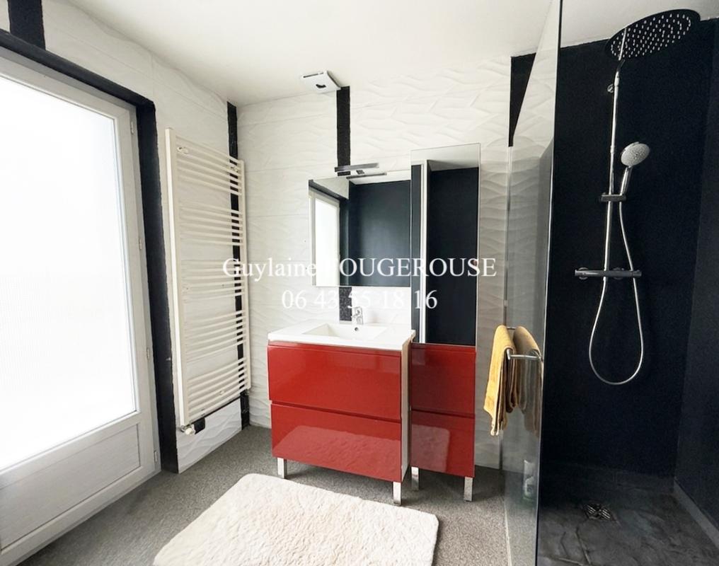 GUMIERES Maison grand terrain vue dégagée piscine chauffée Gumieres 5 pièce(s) 168 m2 10