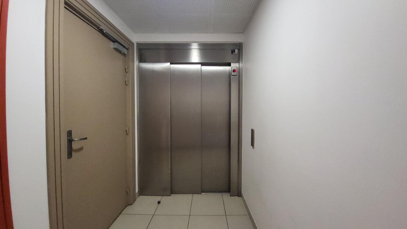 SAINT-CYPRIEN Appartement Saint Cyprien 3 pièce(s) 67 m2 15