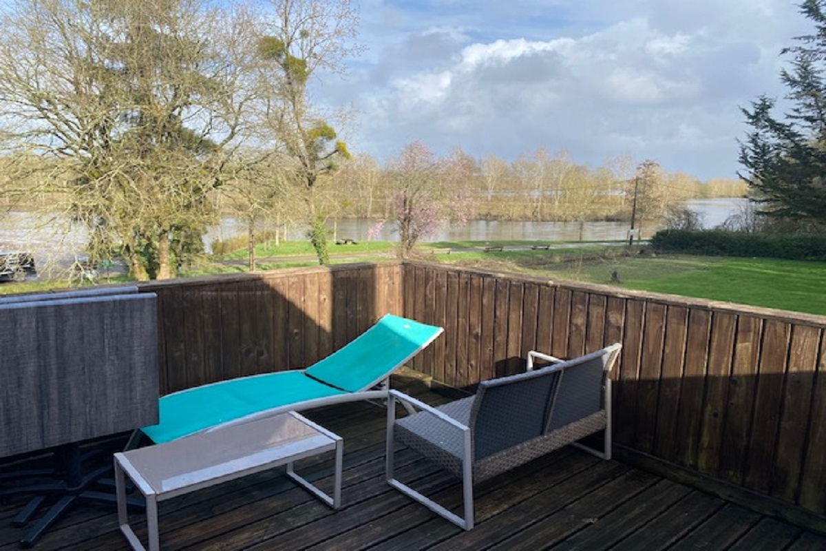 PEILLAC Maison 170 m2 PEILLAC 6