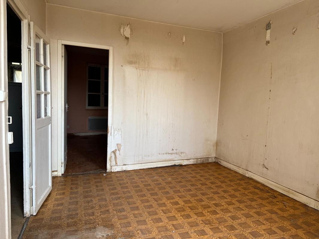 MONDOUBLEAU Maison de village 3 pièce(s) 36 m2 4