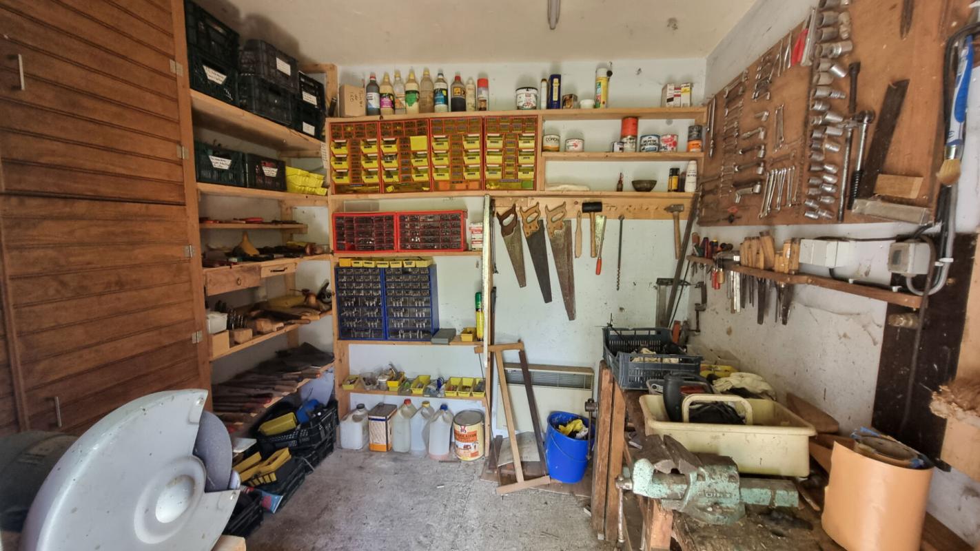 SABLIERES Maison de hameau en pierre au calme 15