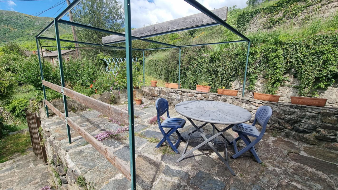 SABLIERES Maison de hameau en pierre au calme 4