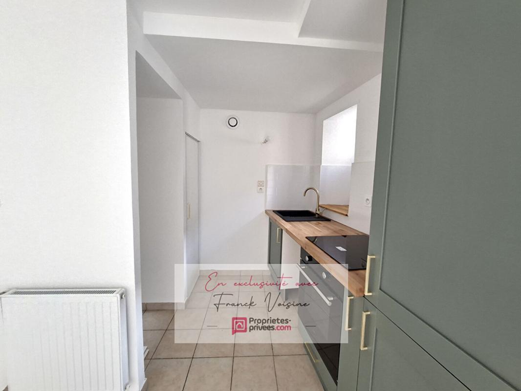 LES HERBIERS A VENDRE en Exclusivité aux Herbiers, Maison de centre-ville de 51 m2 env avec 2 chambres 10