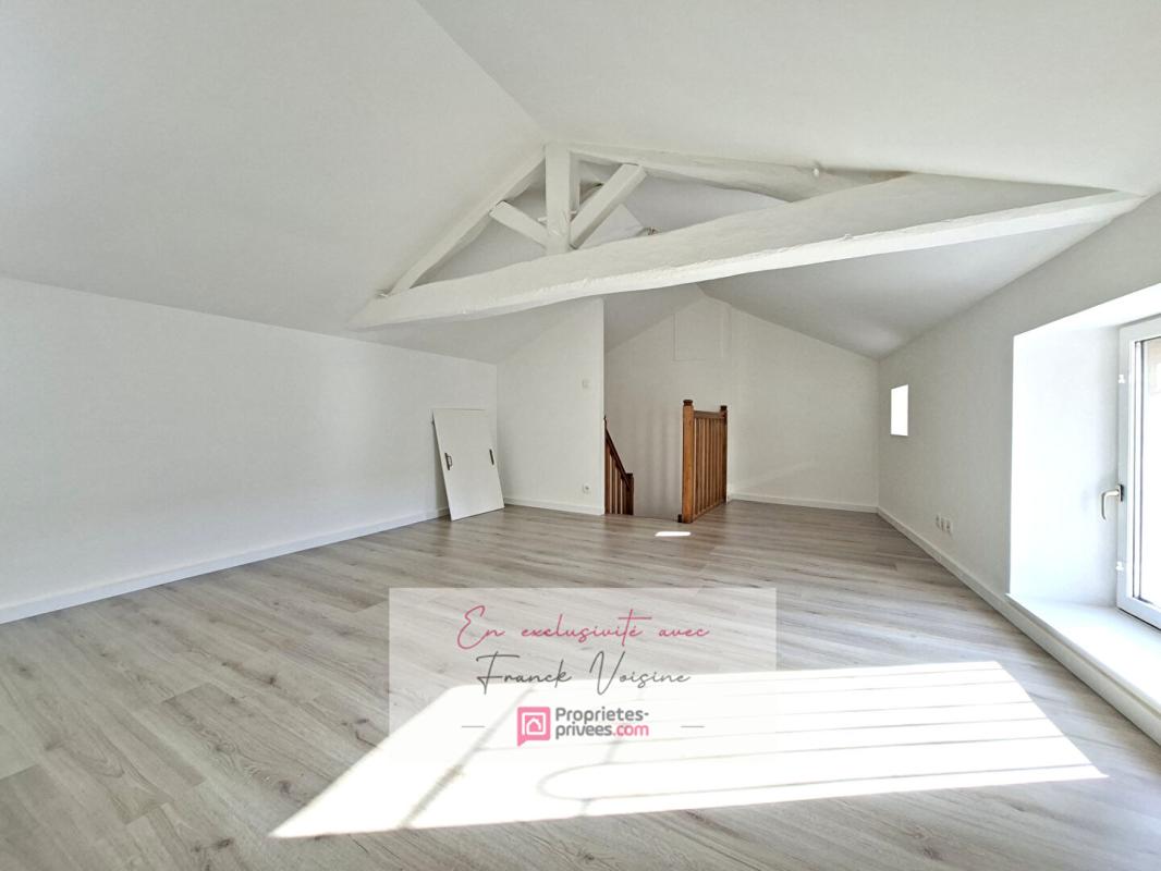 LES HERBIERS A VENDRE en Exclusivité aux Herbiers, Maison de centre-ville de 51 m2 env avec 2 chambres 13