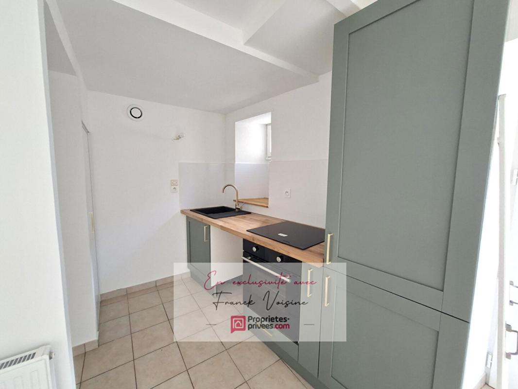 LES HERBIERS A VENDRE en Exclusivité aux Herbiers, Maison de centre-ville de 51 m2 env avec 2 chambres 8