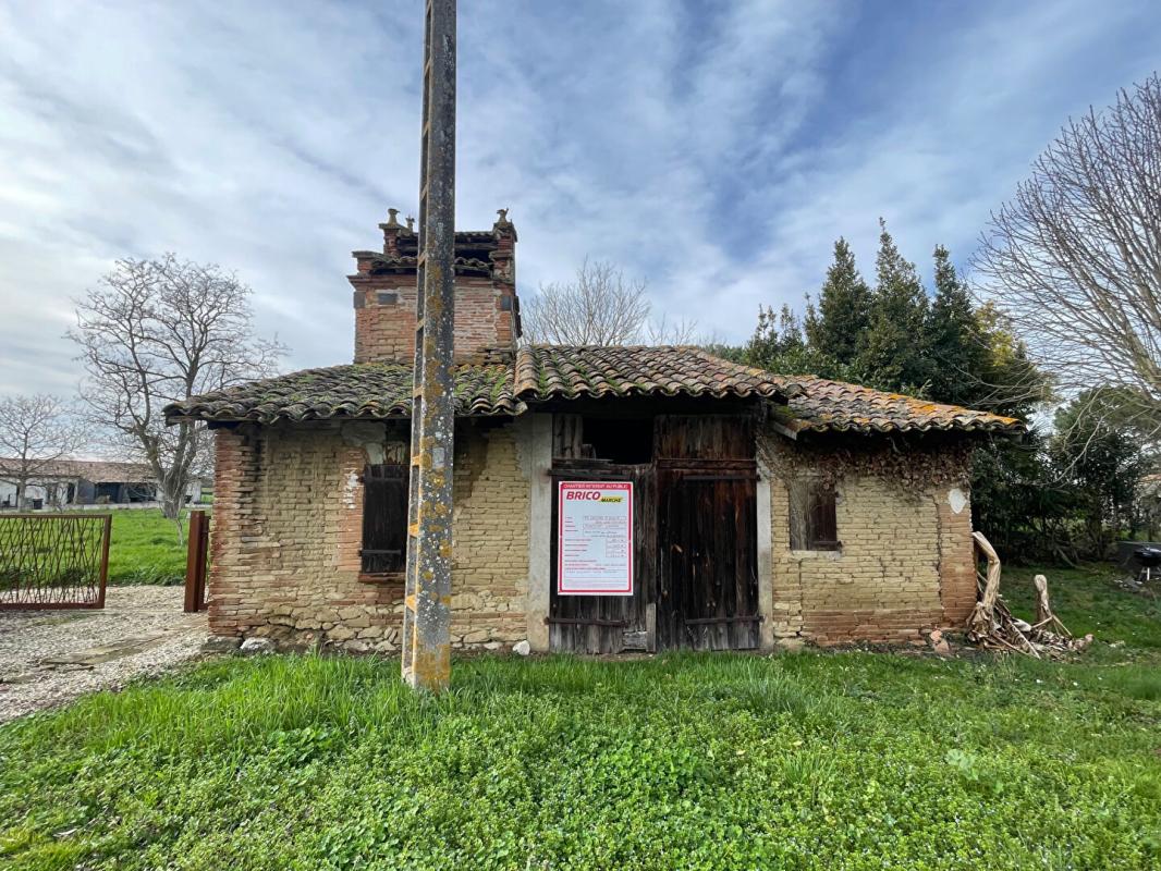 MONTJOIRE Terrain Montjoire 2252 m2 3