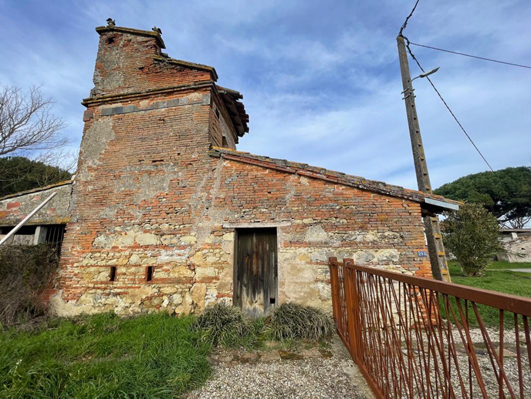 MONTJOIRE Terrain Montjoire 2252 m2 4