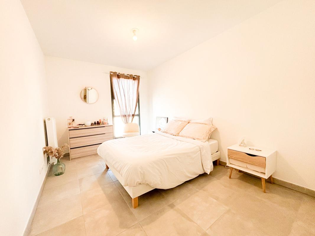 AIX-EN-PROVENCE Appartement 3 pièces meublé avec terrasse  Aix-en-Provence La Duranne 5