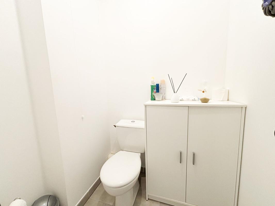 AIX-EN-PROVENCE Appartement 3 pièces meublé avec terrasse  Aix-en-Provence La Duranne 7