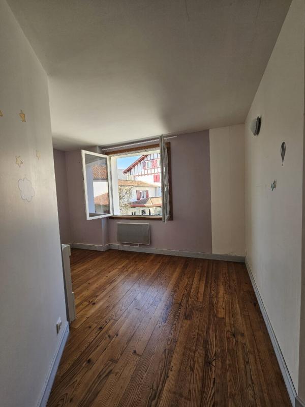 LARCEVEAU-ARROS-CIBITS EXCLUSIVITÉ À LARCEVEAU : ENSEMBLE IMMOBILIER MAISON & LOCAL 9