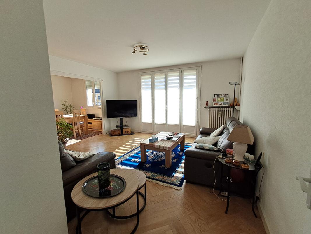 CHALON-SUR-SAONE Appartement  4 pièce(s) 83 m2 4