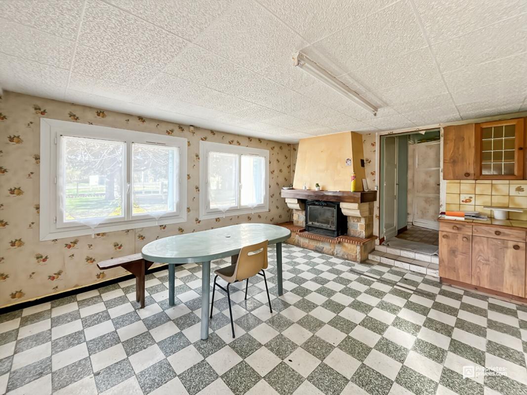 VIRSAC MAISON INDÉPENDANTE 103 m² - TERRAIN 2215 m² DIVISIBLE - DOUBLE GARAGE 80 m² - FORT POTENTIEL VIRSAC 7