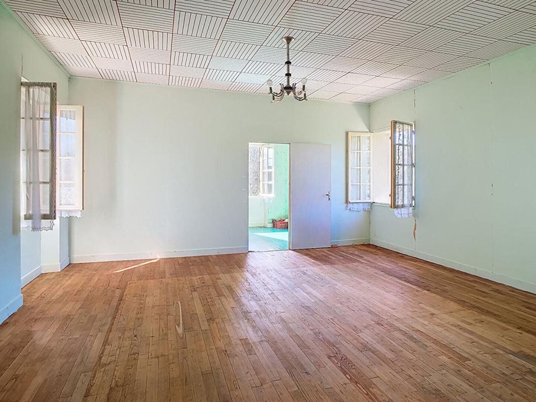 LA ROQUE-GAGEAC Demeure de charme au coeur de la Vallée des 5 Châteaux 15