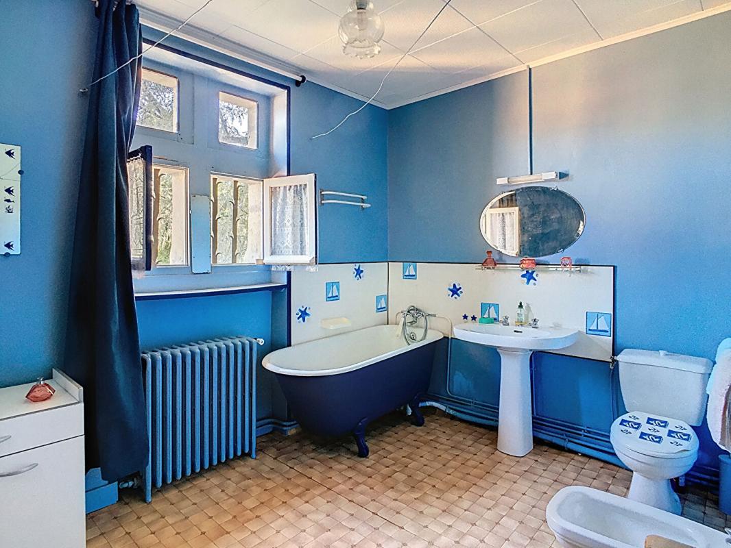 LA ROQUE-GAGEAC Demeure de charme au coeur de la Vallée des 5 Châteaux 16