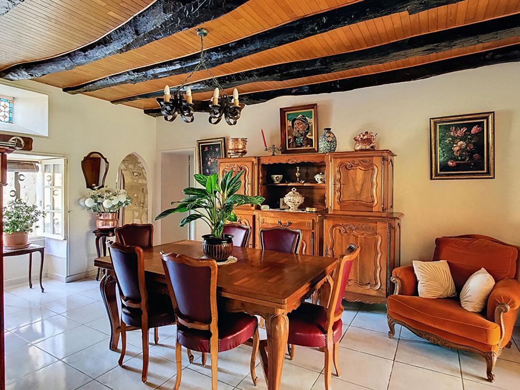 LA ROQUE-GAGEAC Demeure de charme au coeur de la Vallée des 5 Châteaux 7