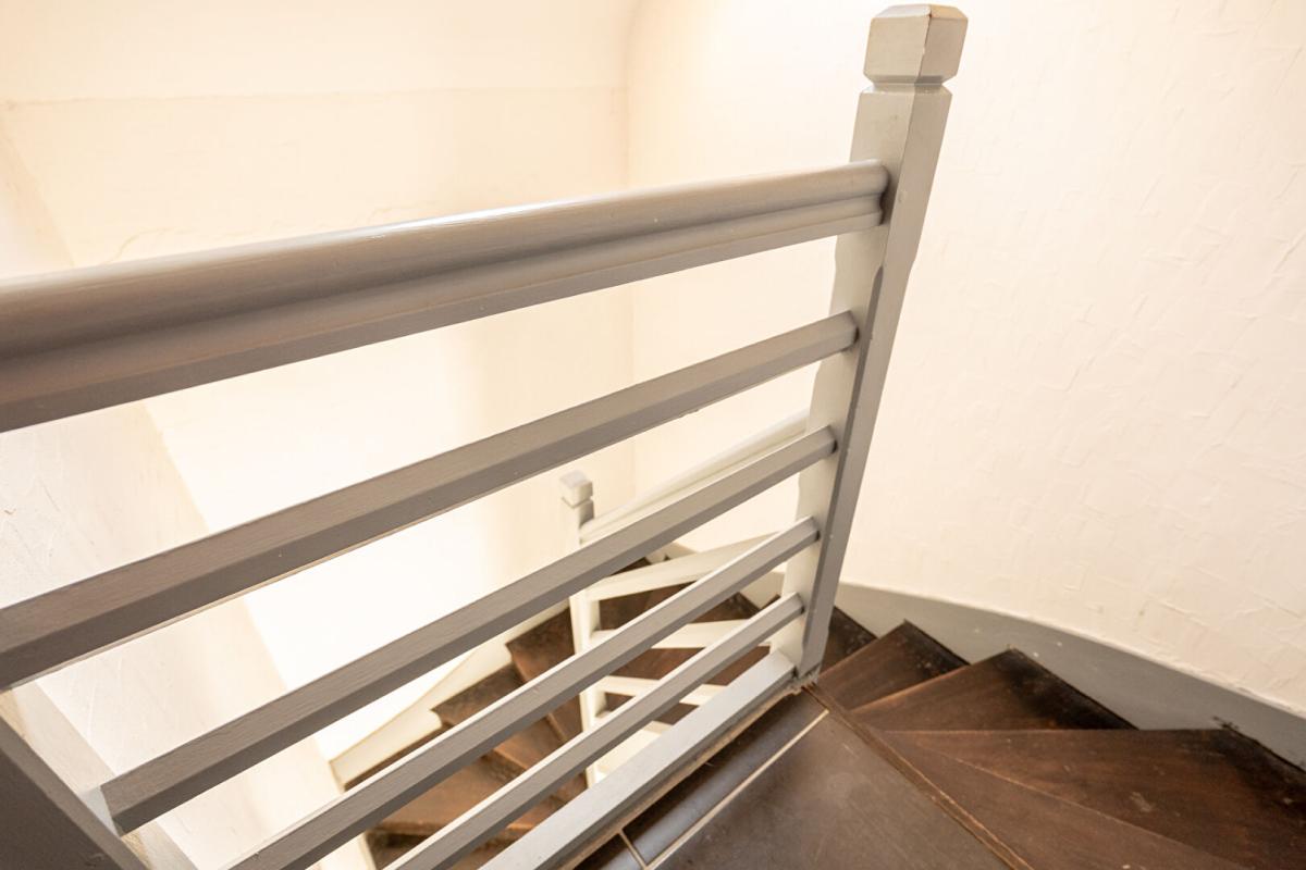 ORLEANS LIEUX UNIQUES ® x PROPRIÉTÉS PRIVÉES PROPOSE PETIT BUREAU 20 M² PROXIMITÉ GARE SNCF ORLEANS 7