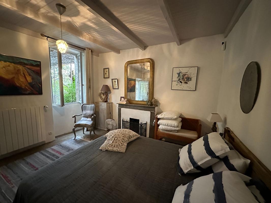 VINEZAC AUTHENTIQUE MAS ARDÉCHOIS AVEC PISCINE 12