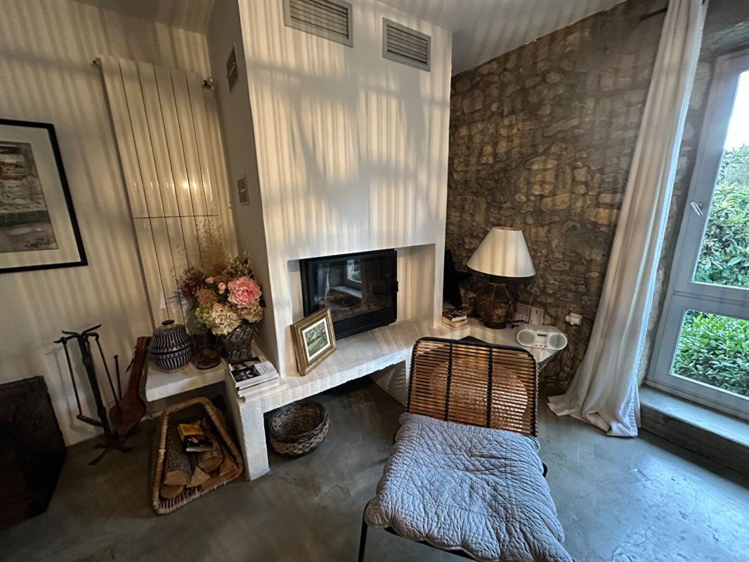 VINEZAC AUTHENTIQUE MAS ARDÉCHOIS AVEC PISCINE 9