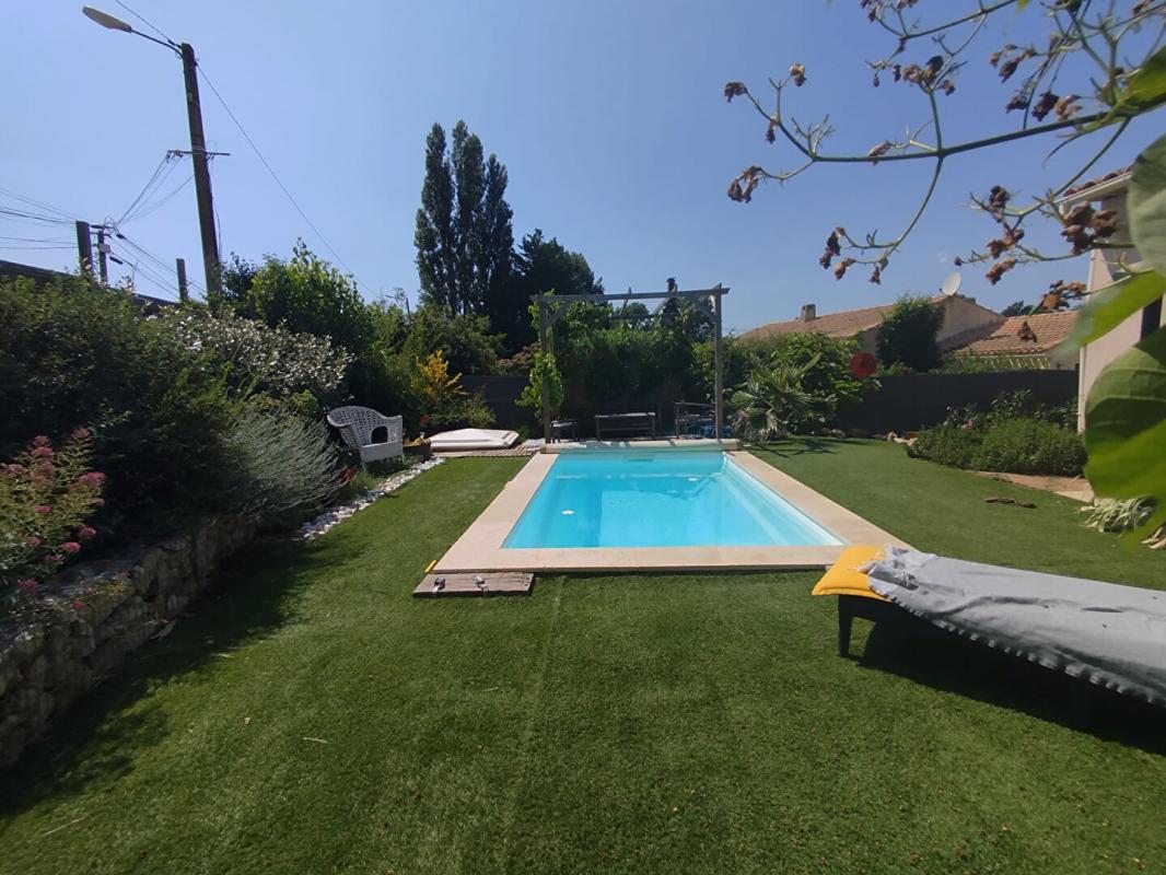 SAINT-MAXIMIN-LA-SAINTE-BAUME Maison avec piscine et double garage Saint Maximin La Sainte Baume 7 pièce(s) 130 m2 9