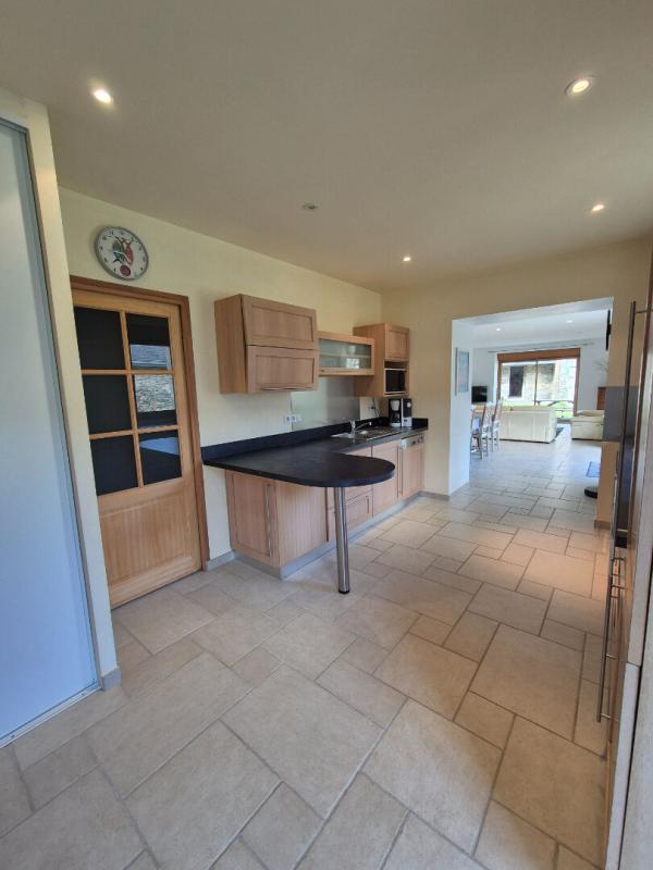 PLESTIN-LES-GREVES Propriété de charme avec 2 longères rénovées + dépendance à 500 m des plages de Plestin-les-Grèves 13