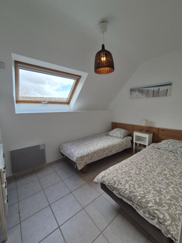 PLESTIN-LES-GREVES Propriété de charme avec 2 longères rénovées + dépendance à 500 m des plages de Plestin-les-Grèves 8