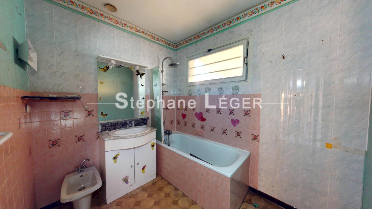 SAUZET Maison Sauzet 6 pièce(s) 110 m2 8