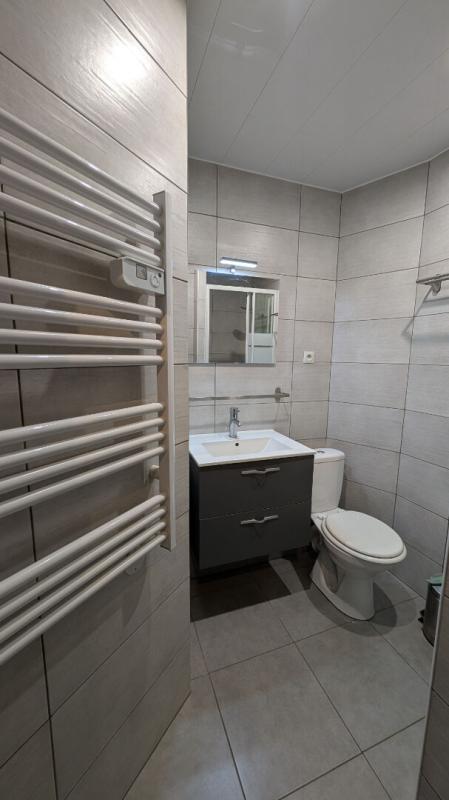 BRIVE-LA-GAILLARDE Brive Hyper Centre Apt Type 2 pièces 34m2 - CALME et VUE SUR LES TOITS 9