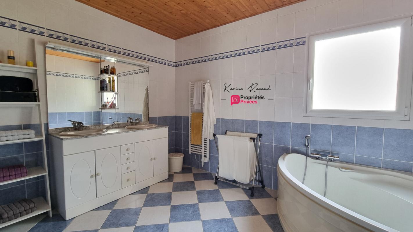 SAINT-FLORENT-DES-BOIS Maison Rives De L Yon 185 m2, 4 chambres + bureau, grand garage 11