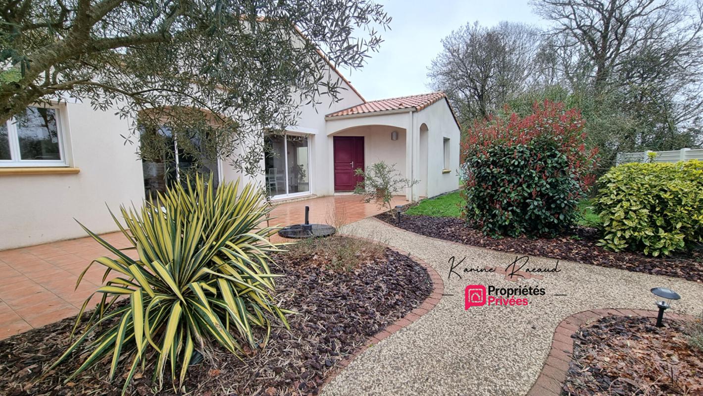 SAINT-FLORENT-DES-BOIS Maison Rives De L Yon 185 m2, 4 chambres + bureau, grand garage 14