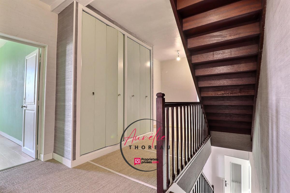 ARTENAY Maison de ville avec jardin, 4 chambres 10