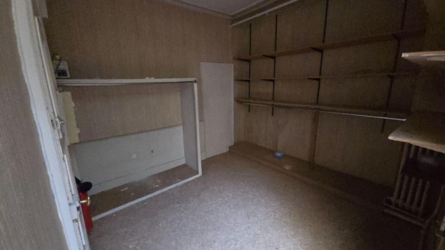 DREUX 28100 DREUX - Local commercial 72 m2 emplacement  N°1 bis 9