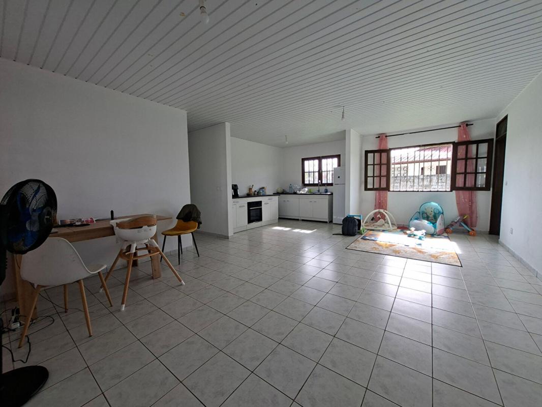 MATOURY Matoury 4 pièce(s) 99 m2 + terrasse et abri voiture 9