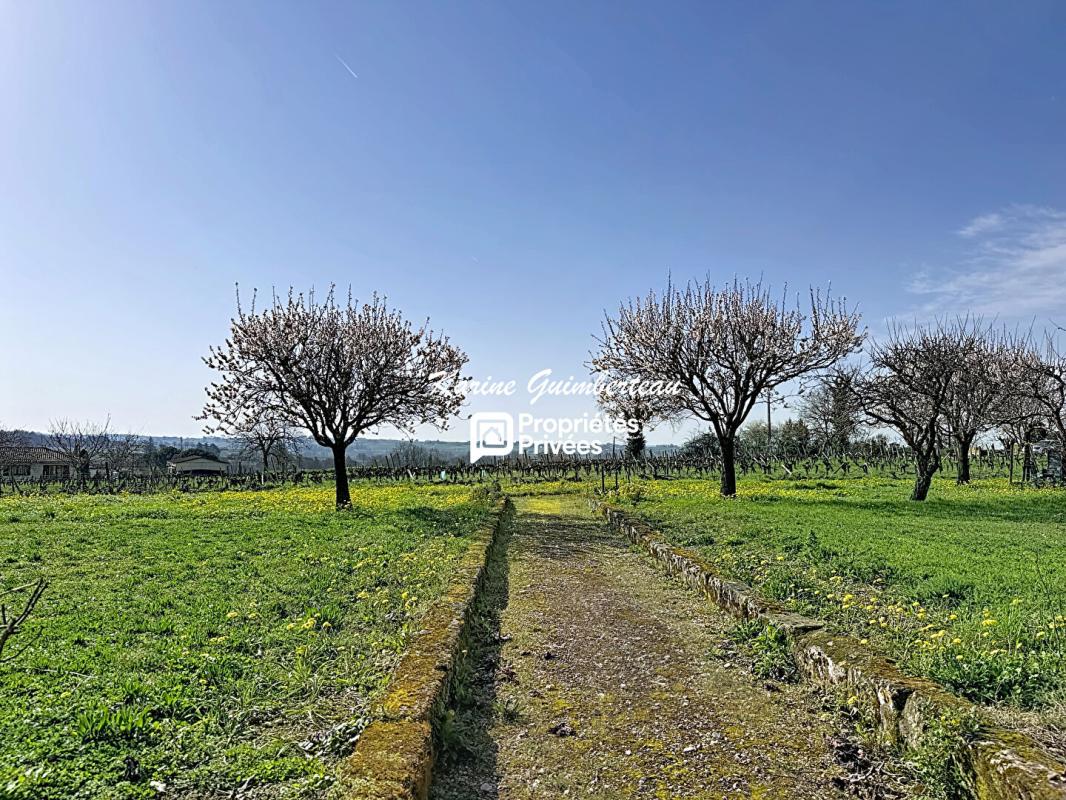 MONTAGNE Montagne : Maison en pierre dans un hameau avec VUE 17