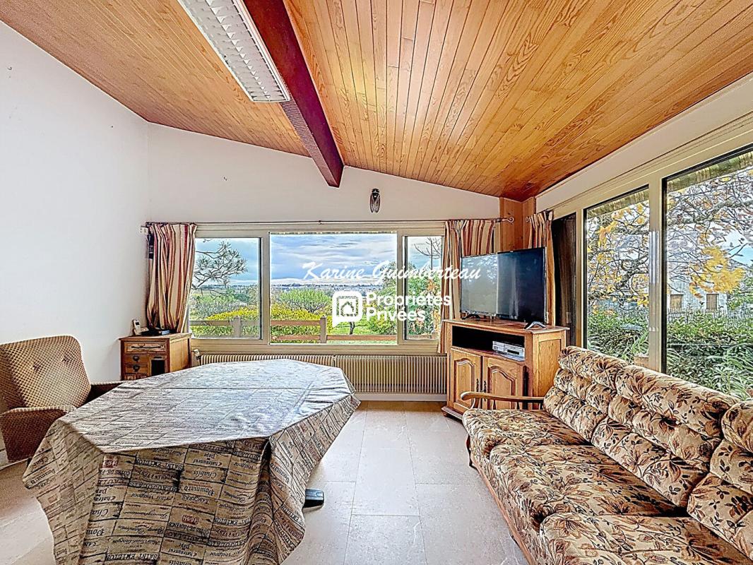 MONTAGNE Montagne : Maison en pierre dans un hameau avec VUE 8