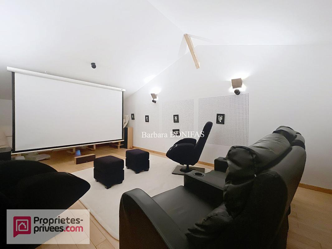 LAVAUR Propriété  10 pièces 340 m2 14