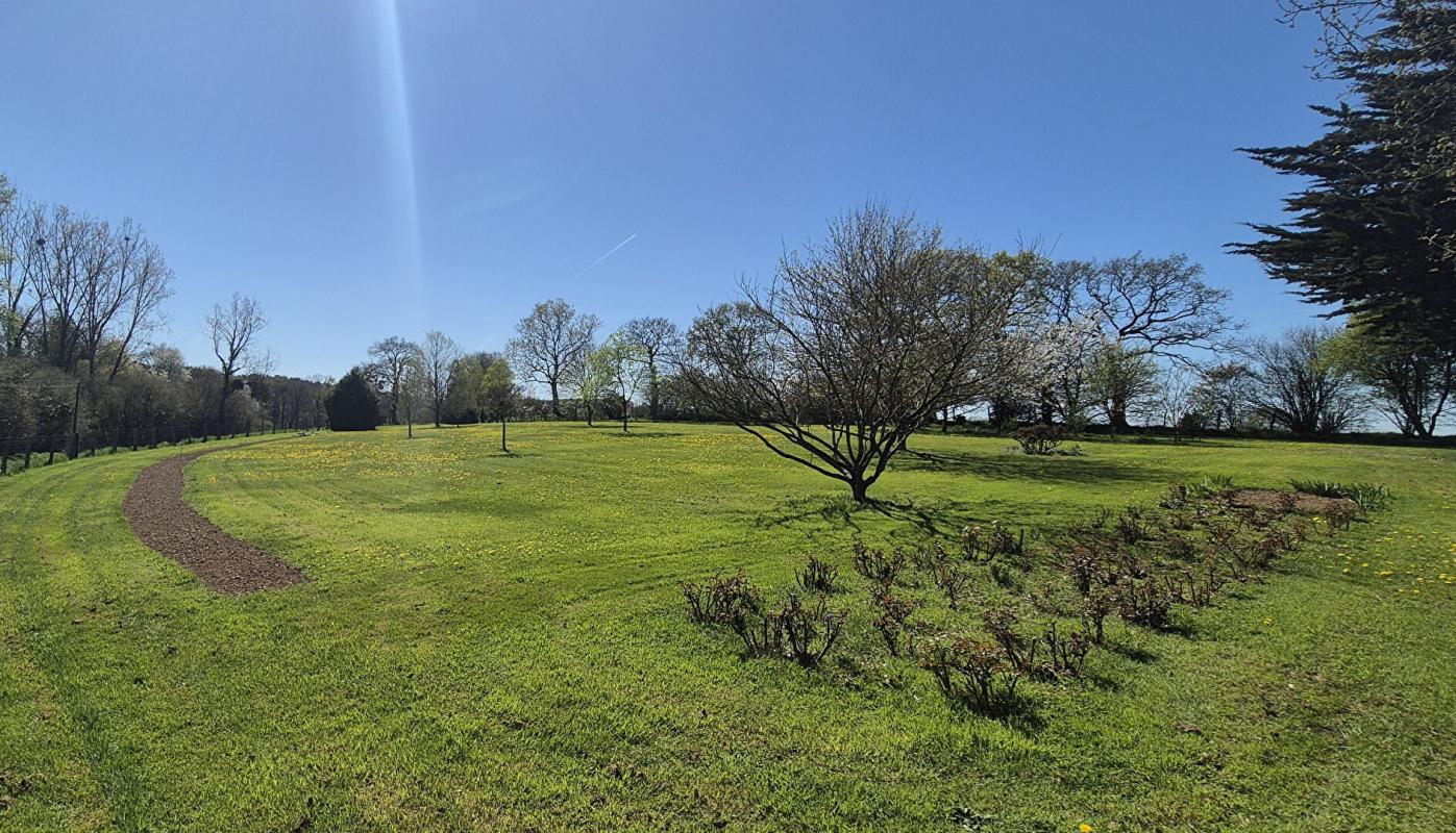 BROONS Broons  Maison avec Grand terrain 1