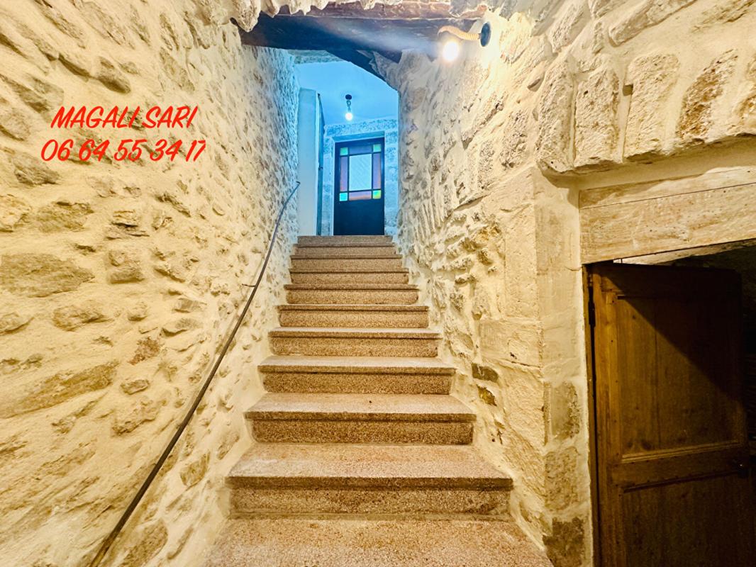 SAINT-HILAIRE-DE-BRETHMAS Maison Saint Hilaire De Brethmas 6 pièce(s) 125 m2 1