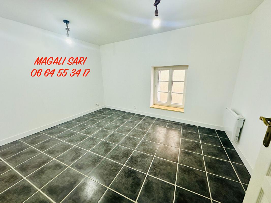 SAINT-HILAIRE-DE-BRETHMAS Maison Saint Hilaire De Brethmas 6 pièce(s) 125 m2 5