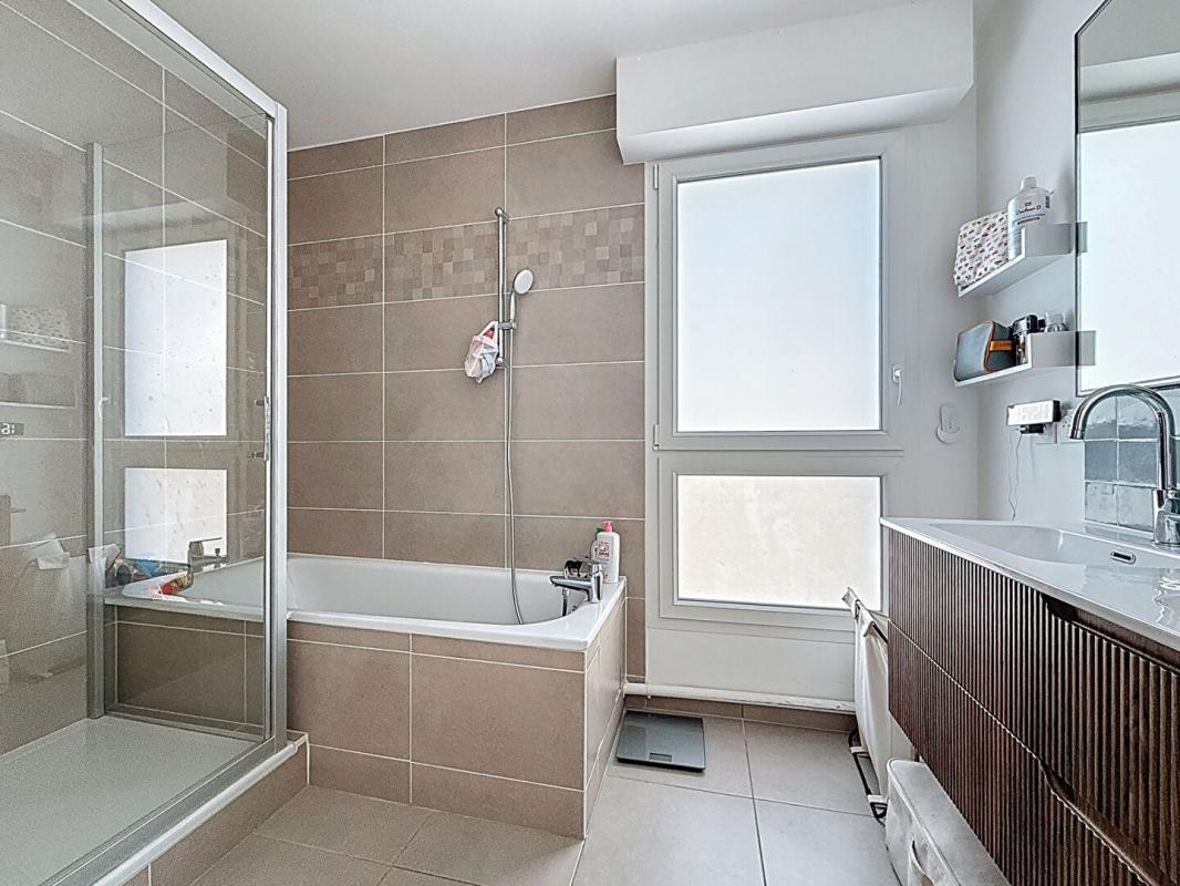 VILLEJUIF Superbe appartement, 3 pièces duplex avec terrasse de 35 m² 8