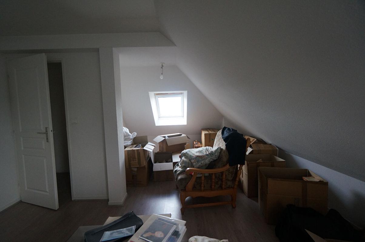 GUERANDE GUÉRANDE CENTRE - Appartement T4 en duplex d'environ 84 m² utiles 7