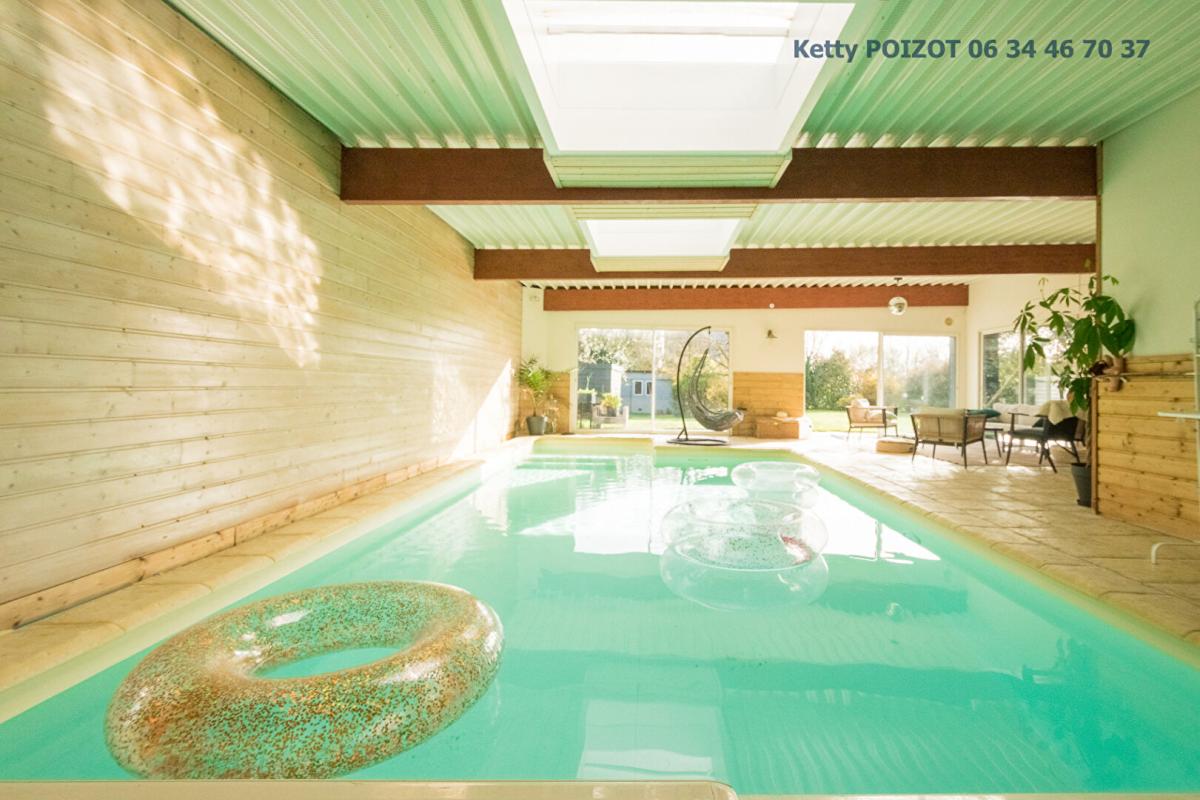 PETIT-MARS EXCLUSIVITE - Nouveauté Belle Maison Familiale Petit Mars 6 pièce(s) - 143 m2 au sol - Espace Piscine Intérieure 82 M2 2