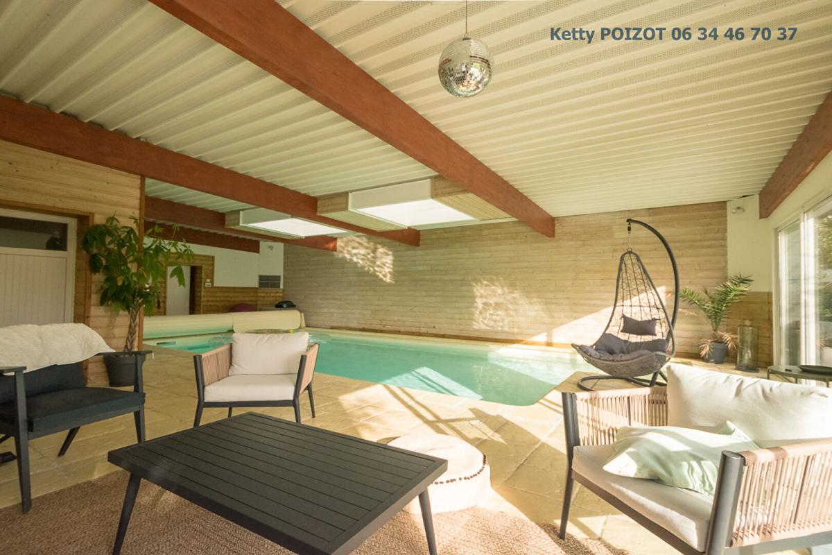 PETIT-MARS EXCLUSIVITE - Nouveauté Belle Maison Familiale Petit Mars 6 pièce(s) - 143 m2 au sol - Espace Piscine Intérieure 82 M2 3