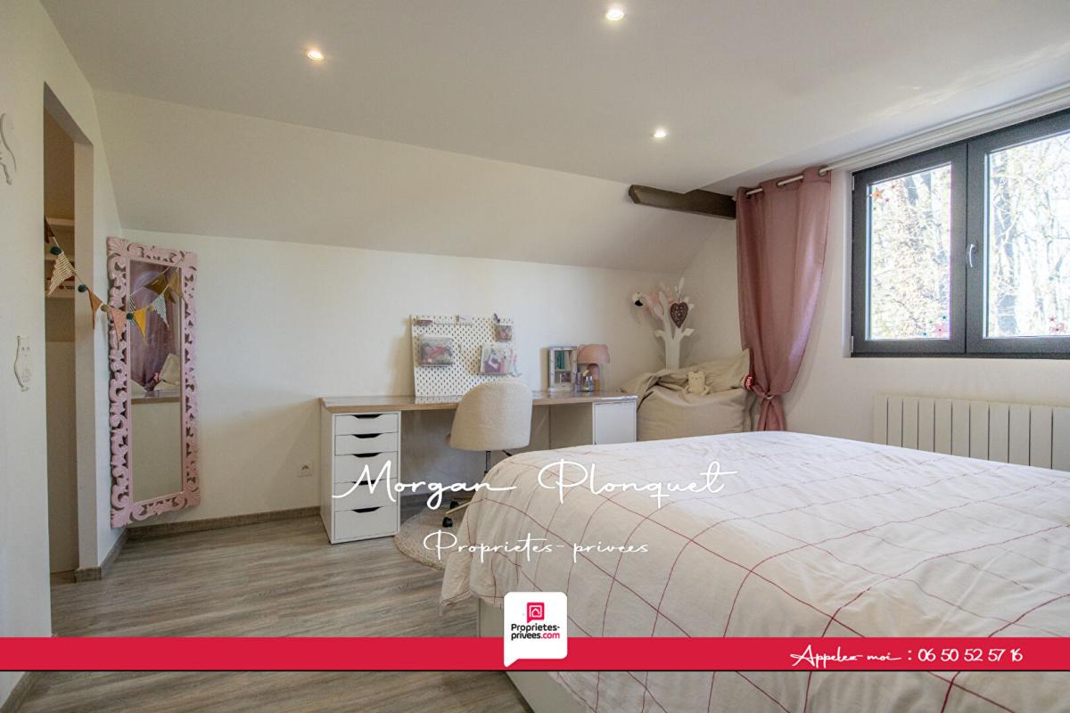 VETRAZ-MONTHOUX Grande maison rénovée 175 m² ? Volumes généreux ? À découvrir 15