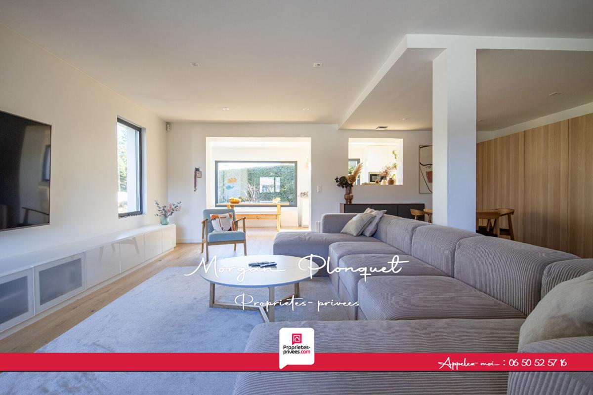 VETRAZ-MONTHOUX Grande maison rénovée 175 m² ? Volumes généreux ? À découvrir 7